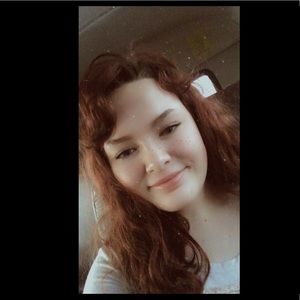 Meet your Posher, Lexie